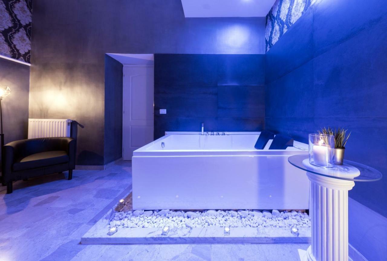 "Napoli In Spa" Bagian luar foto